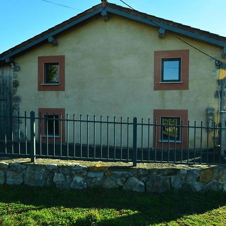 La Pensee Sauvage, Accueil, Partage Et Ressourcement A La Ferme Rimont Exterior photo